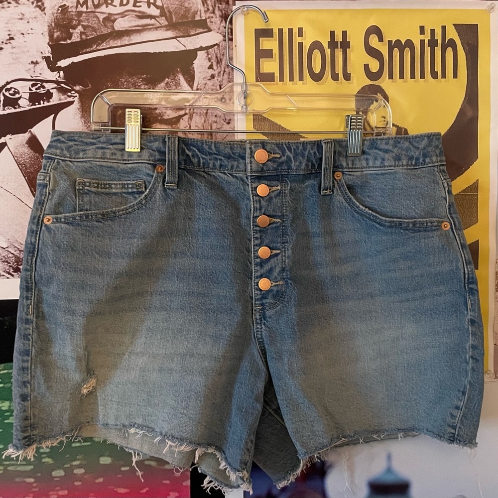 Universal Thread Light Blue Jean Shorts